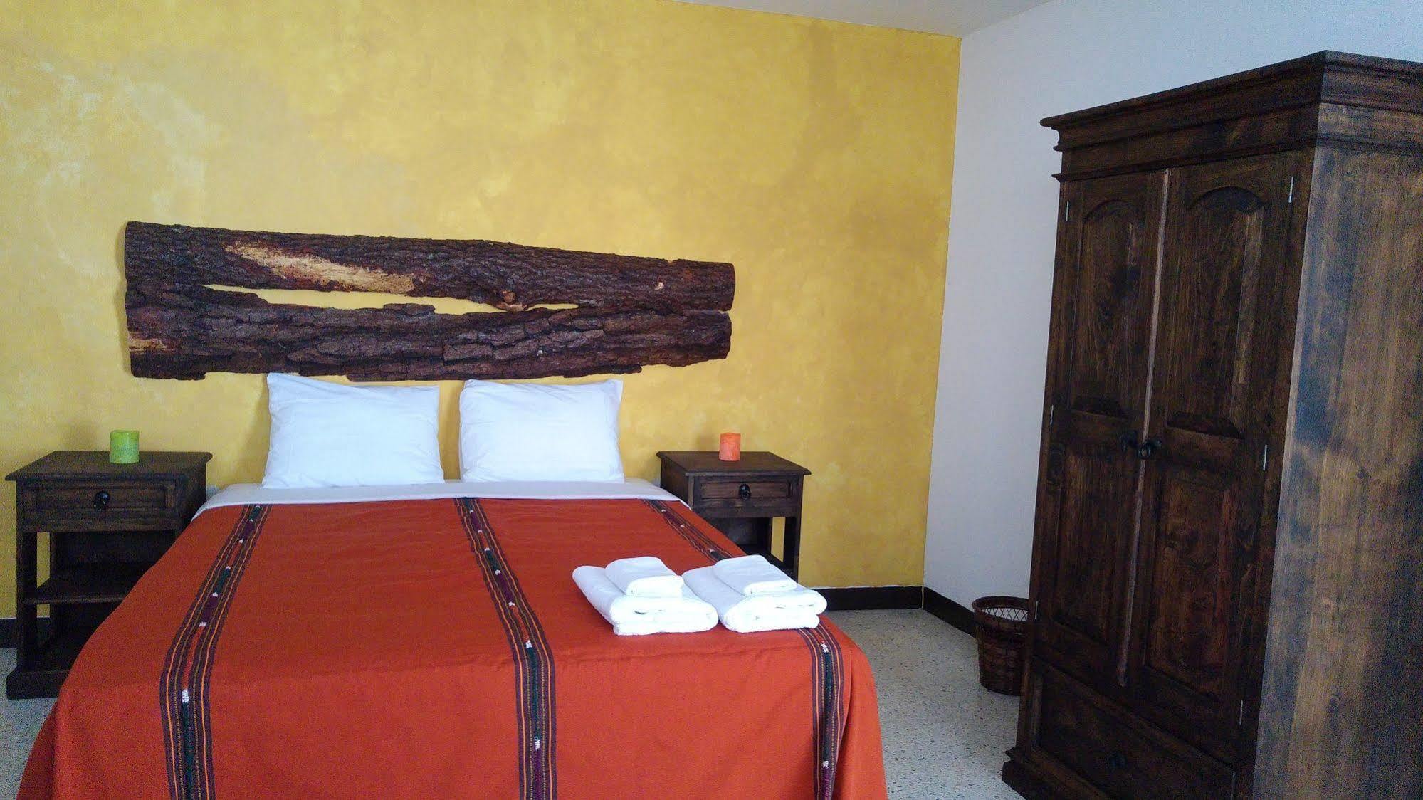 Ixkanul Antigua Hotel Eksteriør billede