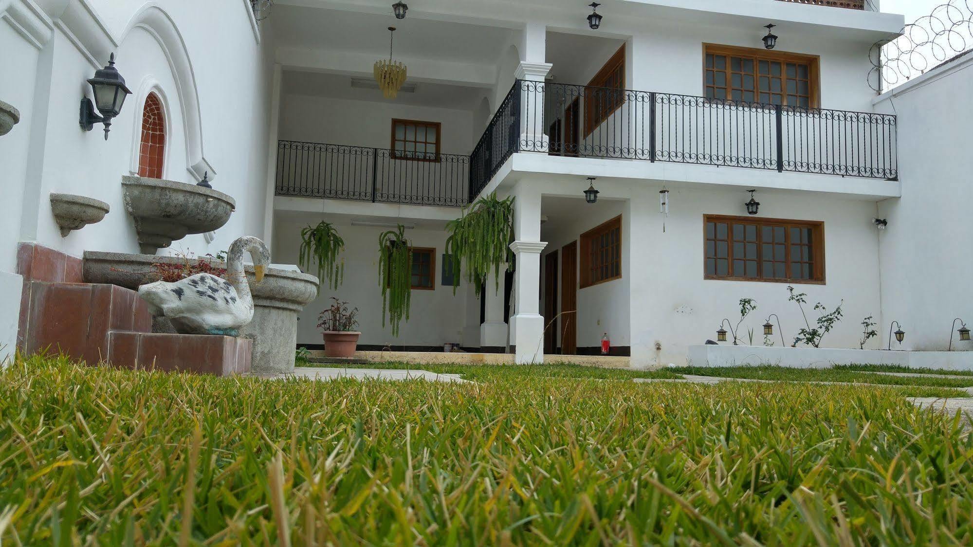 Ixkanul Antigua Hotel Eksteriør billede